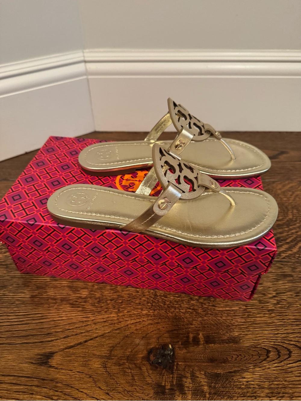 Tory Burch Metallic Gold Miller Logo Thong Sandals - Picture 3 of 5